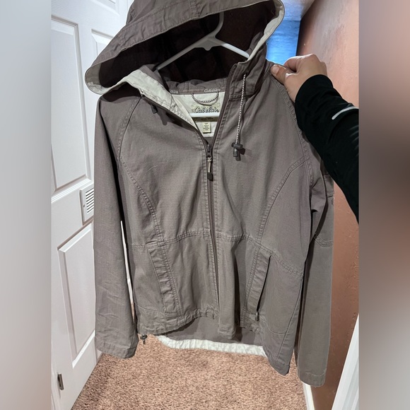 Women’s tan Cabela’s jacket. Size small. - Picture 4 of 5